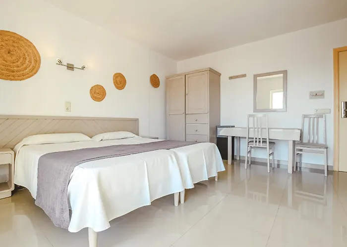 Lliteras * 卡拉纳雅达